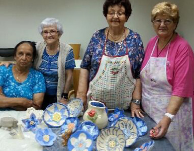 אוצרות קהילתית: פורחים בגיל