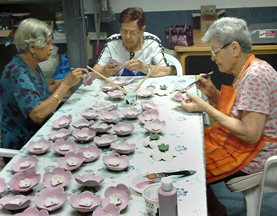 אוצרות קהילתית: פורחים בגיל